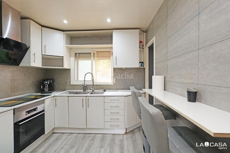 Foto ed74f439-af78-4281-8e38-9a036a2ba5cf. Appartement avec chauffage dans Camps Blancs Sant Boi de Llobregat