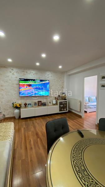 Foto e48da6ba-0788-423b-8c07-ed1cb9919e66. Etagenwohnung mit heizung in Collblanc Hospitalet de Llobregat (L´)