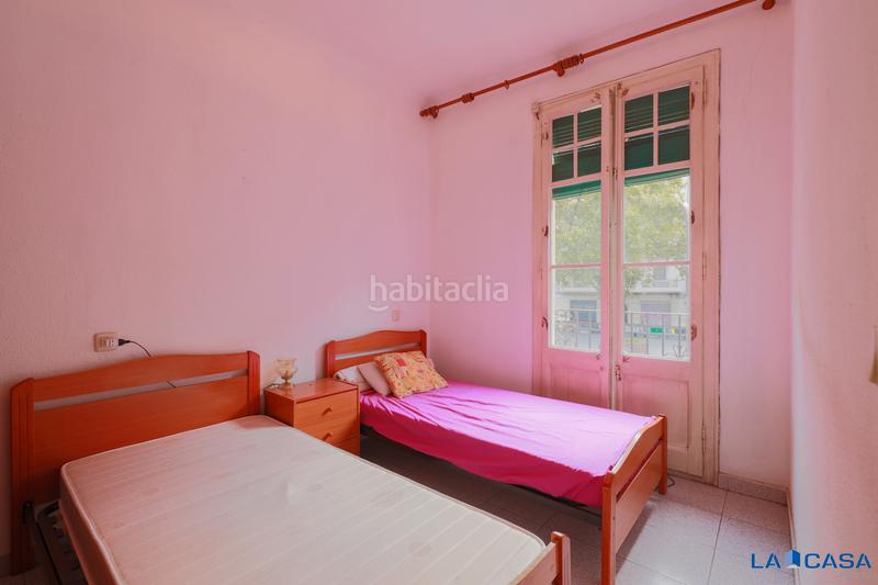 Foto c7411f98-285b-46f5-8327-0c16660f0929. Appartamento in La Bordeta Barcelona