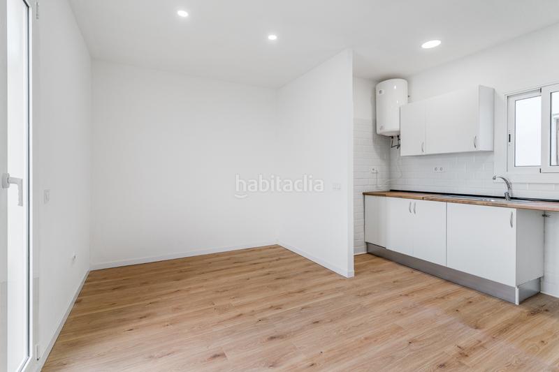 Foto c40dcf0d-c24b-46cd-ba04-c09be99b9664. Dachwohnung in Guinardó Barcelona