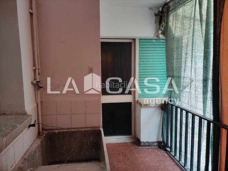 Foto a52b651b-d86e-4571-9eec-90f8f658f56f. Pis a Centre Santa Coloma de Gramenet