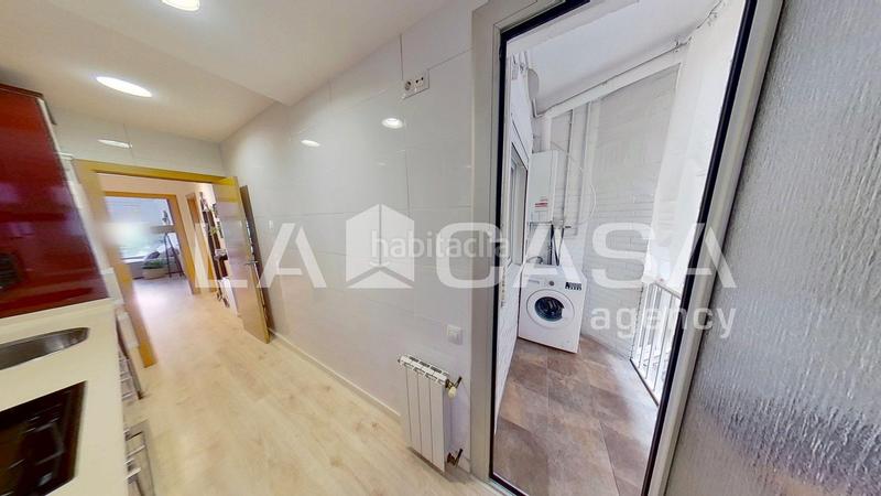 Foto fa845d88-a2e8-4b22-94b7-922c6faab4f0. Flat with heating in Navas Barcelona