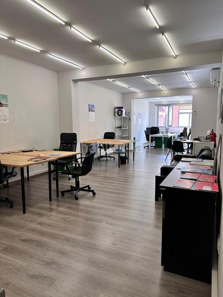 Foto bd099152-1663-4c2b-81e6-9a2fc631e08a. Oficina a Sagrada Família Barcelona