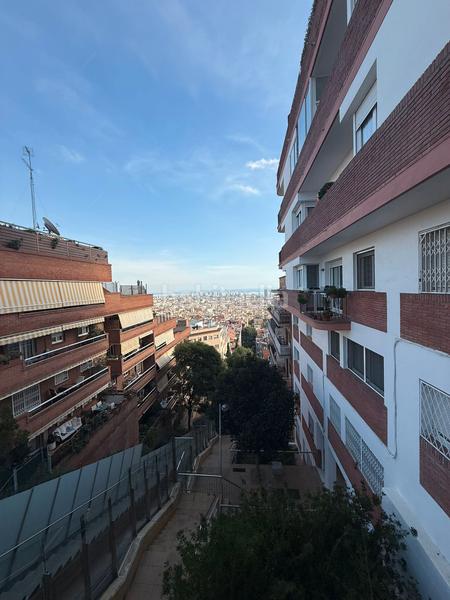 Foto f5c7f848-98c6-4be1-a458-2817ce092e34. Etagenwohnung mit heizung in Guinardó Barcelona