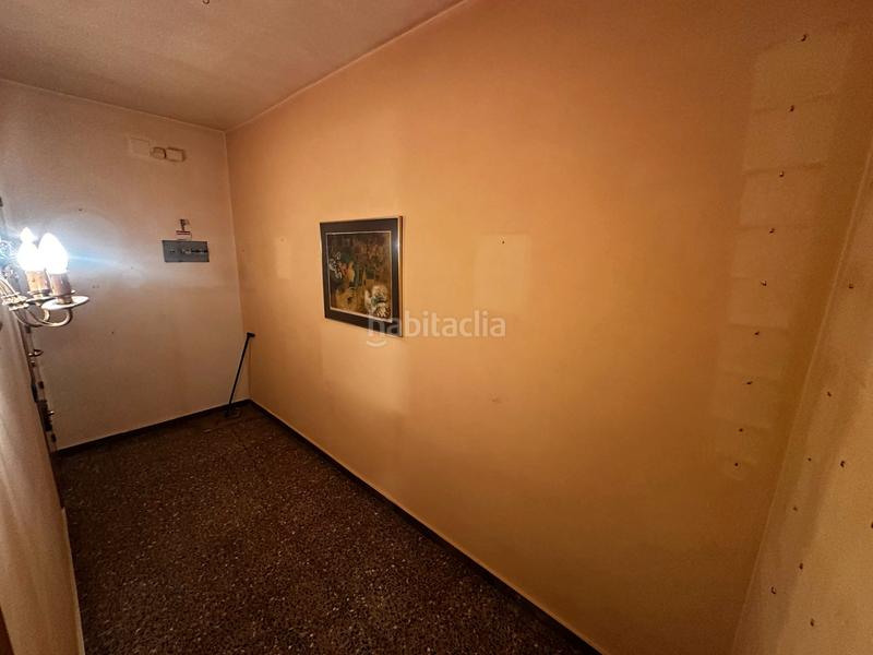 Foto 2adae53b-2f8b-4393-9e10-22674a5bdfa5. Piso en Sants-Badal Barcelona