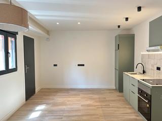 Business premise in Carrer d'Arnau