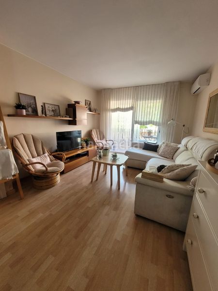 Foto 942270ff-8eaa-4d3b-9534-6ab204b794ff. Piso en Martorell