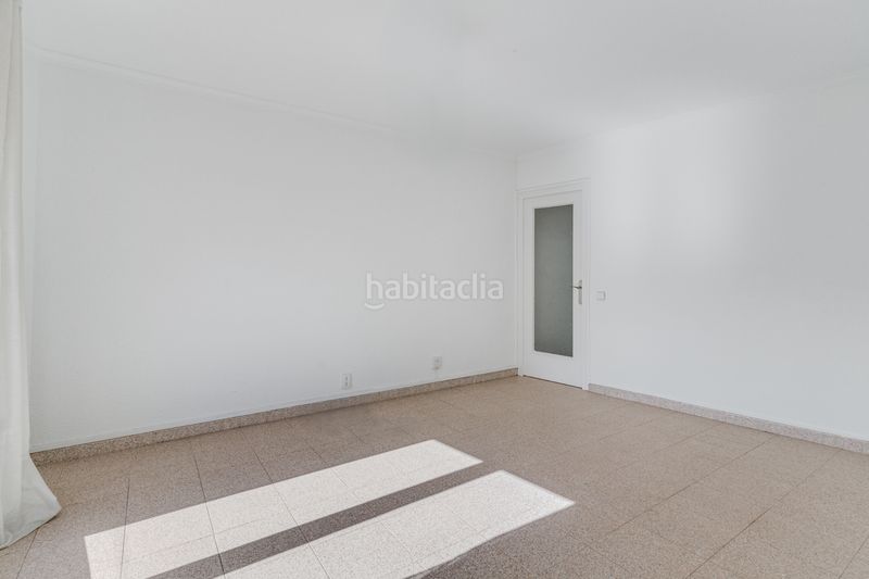 Foto 277b4ebd-998a-4bb8-86de-61d784364d1a. Pis a Carmel Barcelona