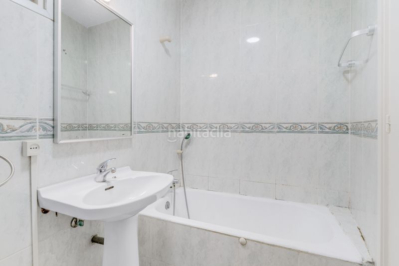 Foto 3ce16315-55e0-48f5-9308-4e372b6e2d7e. Pis a Carmel Barcelona