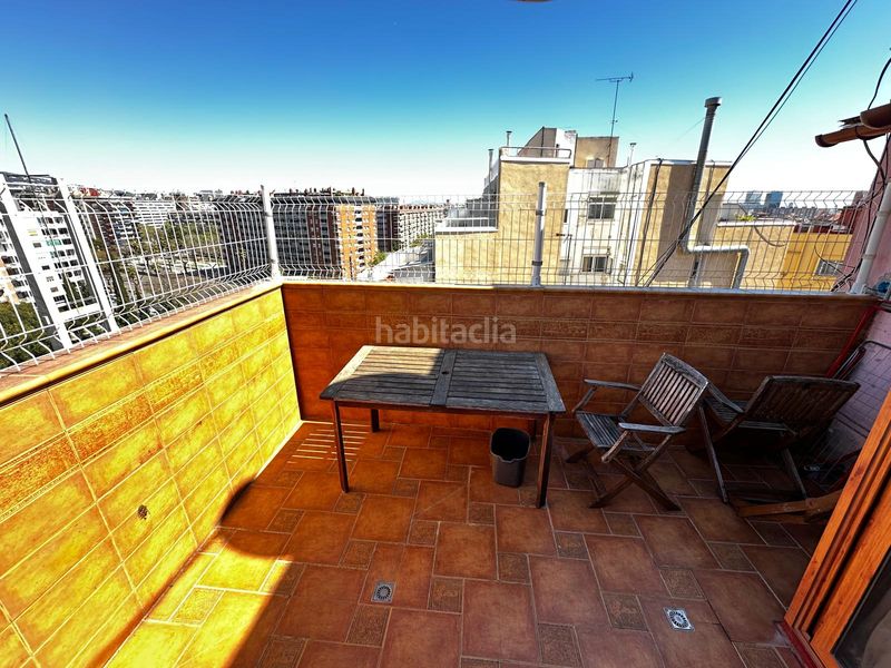 Foto 6b354a16-e607-40b6-bea5-6429ead14c26. Pis a Sants-Badal Barcelona