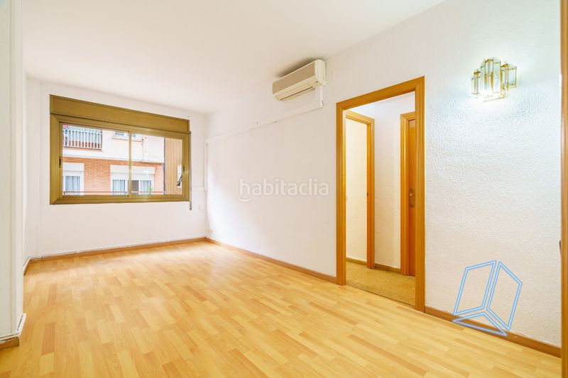 Foto f3f2ea42-9e60-4924-a467-05f407453b27. Pis amb calefacció a Baix Guinardó Barcelona