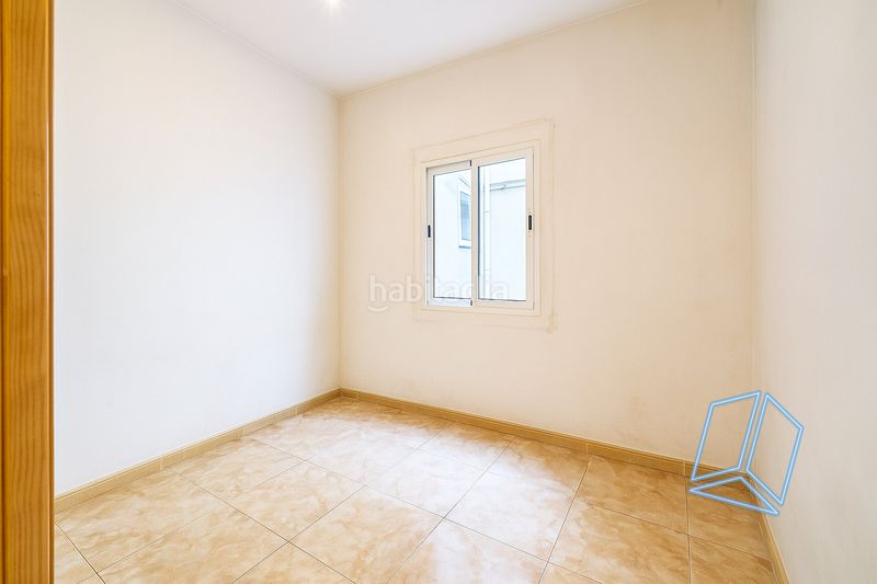 Foto b26ebbde-b5cb-4115-8ef5-2318f8f9347e. Pis amb calefacció a Baix Guinardó Barcelona