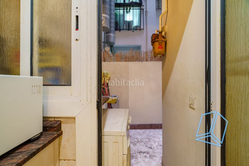 Foto b9b8a876-2d14-4424-9b6e-f3d28382dd5c. Pis amb calefacció a Baix Guinardó Barcelona