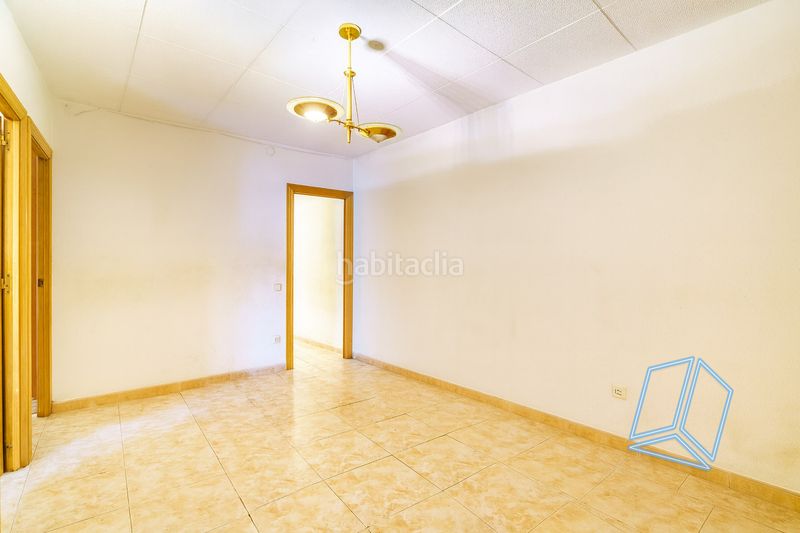 Foto df8f1a70-e0fb-407a-a7a6-f20338e99753. Pis amb calefacció a Baix Guinardó Barcelona