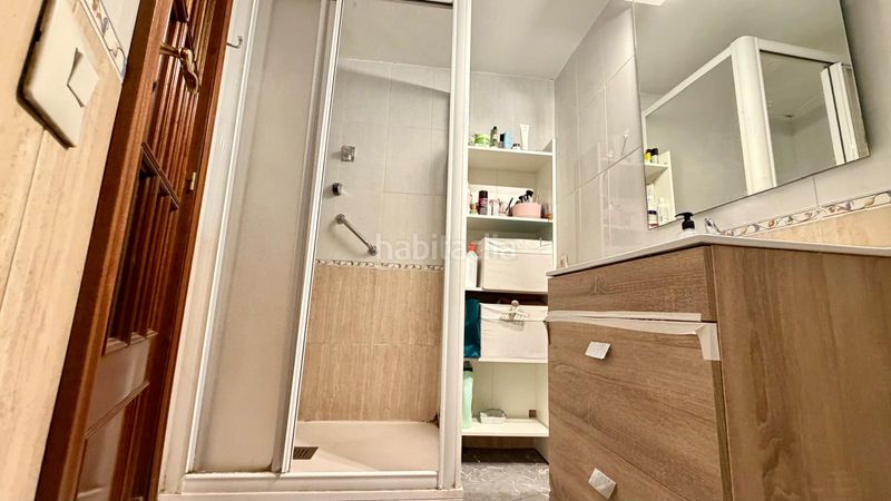 Foto af66debf-b62c-4ca3-98c9-38878605476e. Pis amb calefacció a Can Vidalet Esplugues de Llobregat