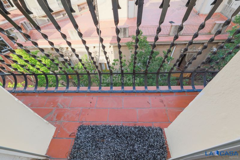 Foto e73a93ac-0a68-449d-86cd-797168850c78. Àtic a Sants Barcelona
