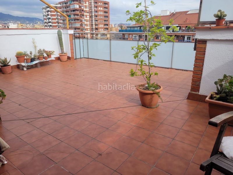 Foto e7f3f9eb-d717-4059-9211-7bab7eb017ea. Àtic a La Bordeta Barcelona