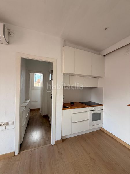 Foto e4c3e4cd-4c2a-463e-83bd-3a2efca72846. Àtic amb calefacció a Sants Barcelona