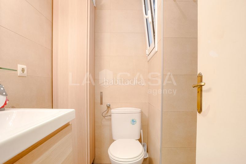 Foto 4c305a81-c00c-4c9a-ba3b-09f60d5673fa. Pis amb calefacció a Sant Martí de Provençals Barcelona