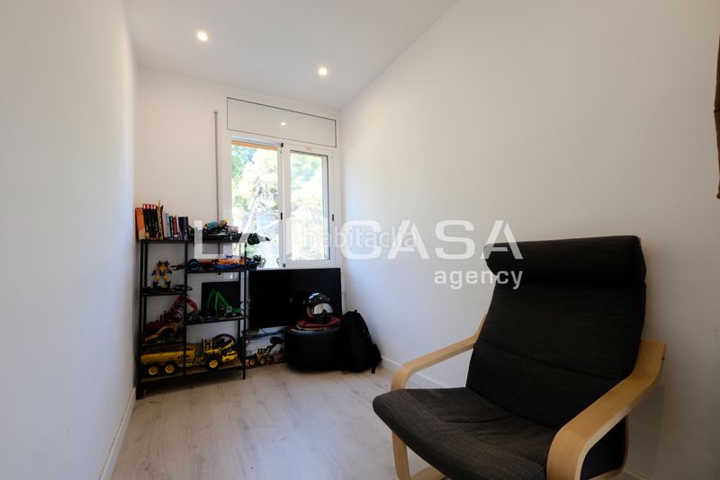 Foto 4f3a18c2-8a65-4a7c-874b-849bb5fa814c. Pis amb calefacció a Turó de la Peira Barcelona
