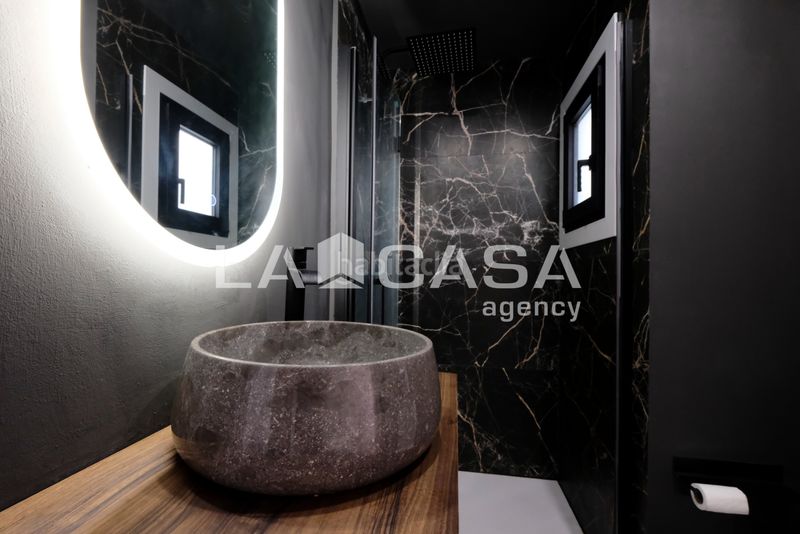 Foto 3d5bd8f7-a538-40b4-8d36-8453397bcbd9. Àtic amb calefacció a Porta Barcelona