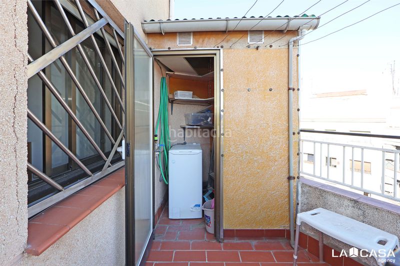 Foto 1603b3a6-704d-4f5c-bb71-6fa86f105708. Dachwohnung mit heizung in Can Vidalet Esplugues de Llobregat