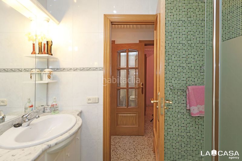 Foto 01c798e1-73a4-4292-85fb-28d451eb9600. Pis amb xemeneia a Can Vidalet Esplugues de Llobregat