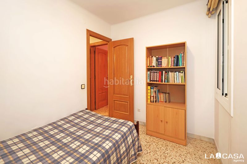 Foto c9621fb0-63f9-4b21-8457-a4dd2666ac1e. Pis amb xemeneia a Can Vidalet Esplugues de Llobregat