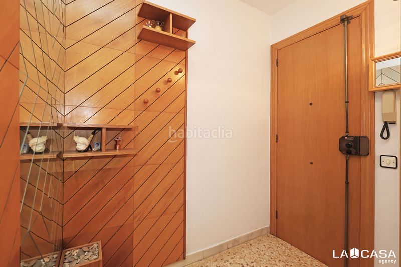 Foto ce75d41d-2ae4-4070-9484-89c8cfc5eaf5. Pis amb xemeneia a Can Vidalet Esplugues de Llobregat