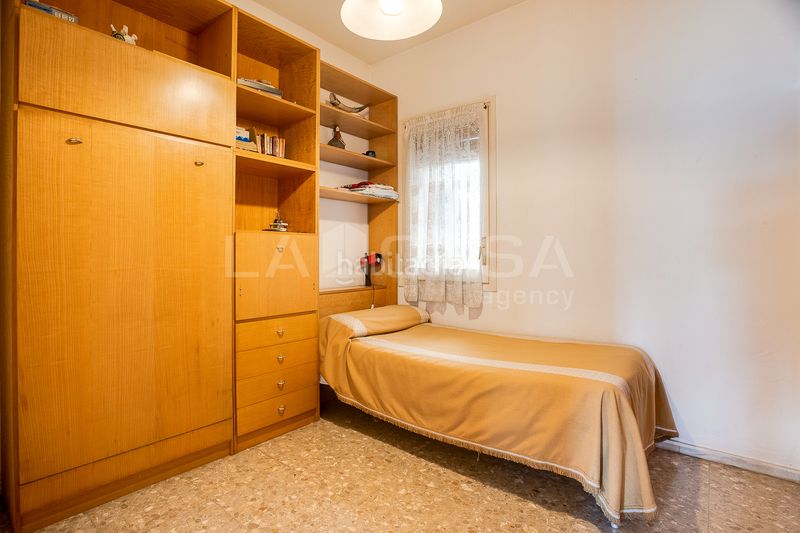 Foto 1bf4dee9-94bd-4c67-9271-e9e34e55c6b1. Pis amb calefacció aparcament a Sagrada Família Barcelona