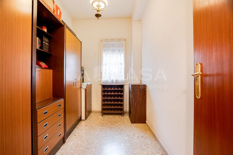 Foto 2d23b782-1004-4e05-ac47-c47508bde50a. Pis amb calefacció aparcament a Sagrada Família Barcelona