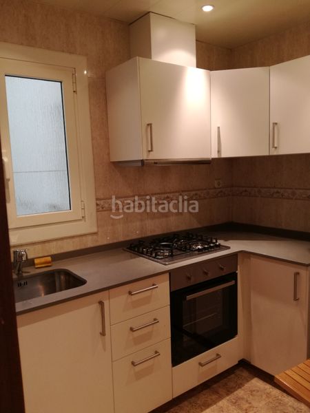 Foto 3f717c34-6d49-4183-8b1e-df90e6a0ca0f. Pis a Sants-Badal Barcelona