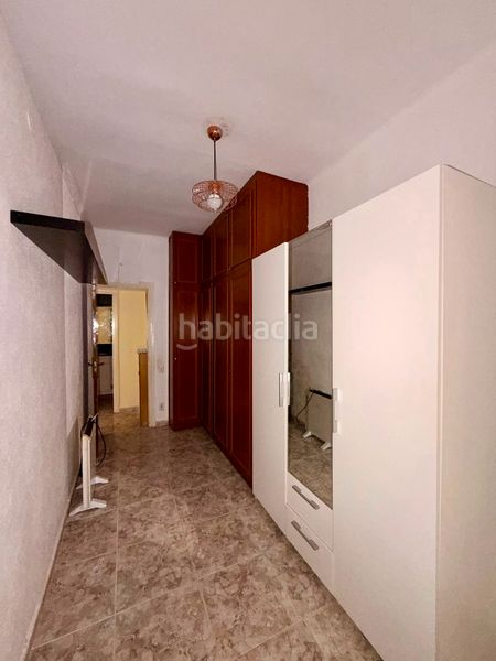 Foto 8688d3a2-252d-4ab2-aed4-e9eba9a7e1cf. Pis a Sants Barcelona