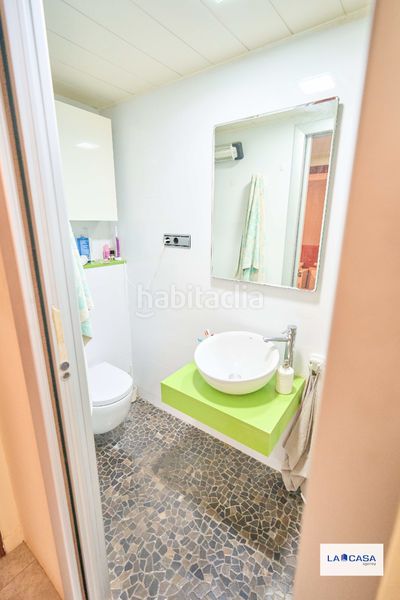 Foto 9844f05a-a6d5-4e5f-81d9-e70bbac7c540. Piso en Hostafrancs Barcelona