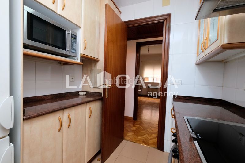 Foto 4e1d5a6c-2c77-400a-b043-5acfb7a7316e. Pis amb calefacció a Turó de la Peira Barcelona