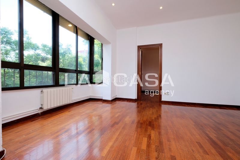 Foto f67c743d-c870-4704-980f-1aa798183c66. Pis amb calefacció a Vilapicina - Torre Llobeta Barcelona
