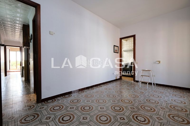 Foto 55c2b4e8-a879-4d82-a1e1-27b863ae6430. Ático en Prosperitat Barcelona
