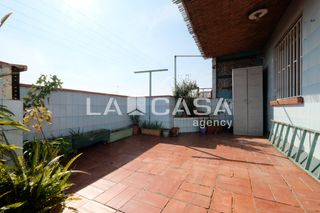 Dachwohnung  Carrer del japó
