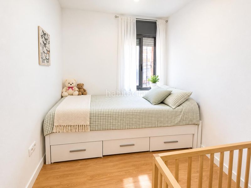 Foto 17ef9718-617c-40a4-9d37-517940c5585d. Flat with heating in Sants Barcelona
