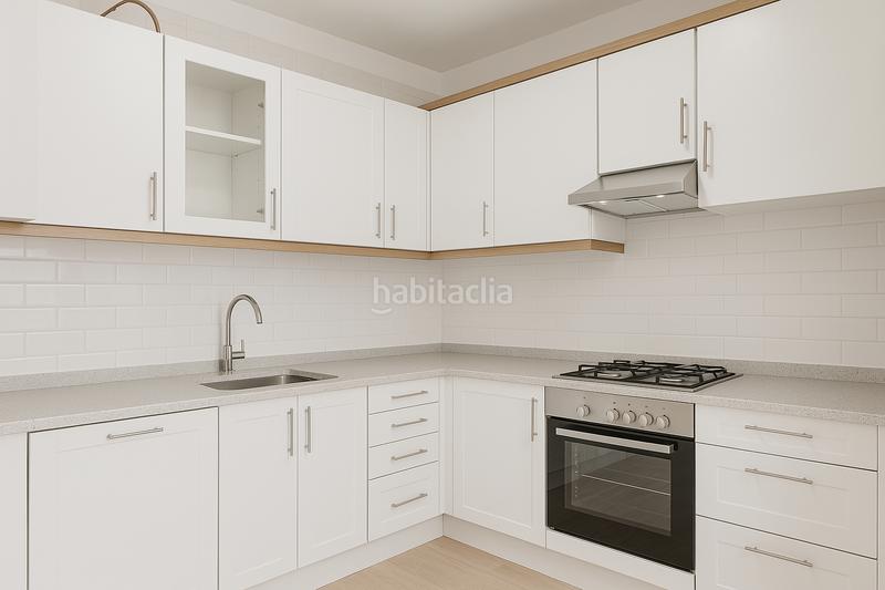 Foto 78546ed8-21dc-4233-a3e7-0ada4331ae88. Etagenwohnung mit parking in Santa Eulàlia Hospitalet de Llobregat (L´)