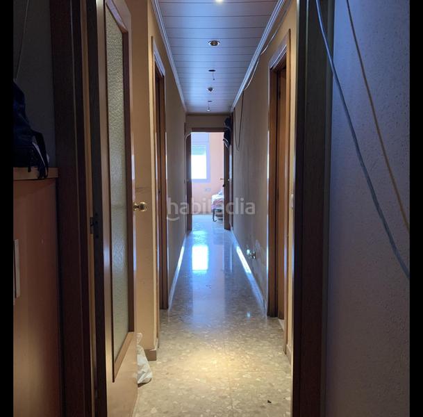 Foto d23fbbac-2552-4387-b3fe-c8683bd2d52b. Etagenwohnung mit parking in Santa Eulàlia Hospitalet de Llobregat (L´)