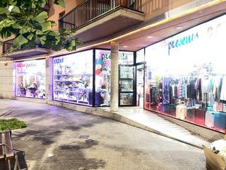 Trapasso Locale commerciale  De la sardana. Bazar manlleu en traspaso