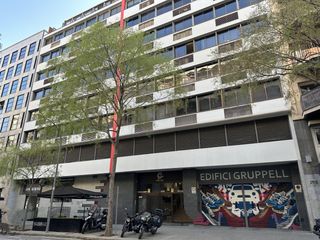 Office space  De cal�bria. Pr�ctica oficina en calle calabria.