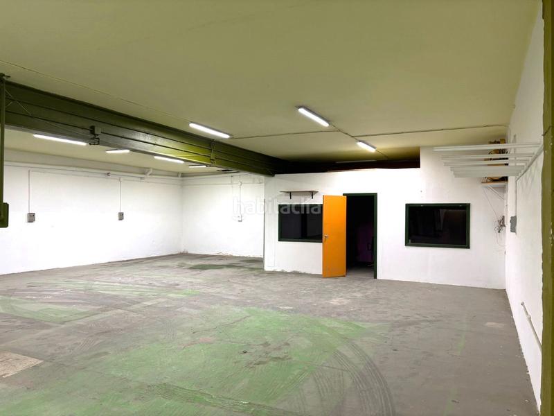 Foto 96662da3-5d89-49ed-8a1a-1fb8ea5a48ba. Local commercial dans Riu Nord Santa Coloma de Gramenet