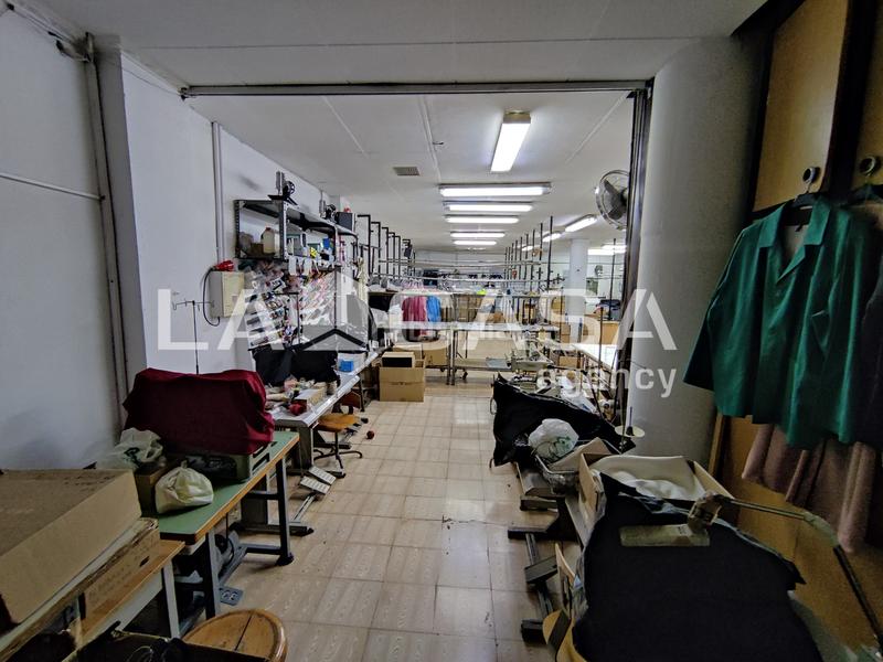 Foto a3de0223-6265-4f5d-8628-62a801e81f2d. Geschäftsraum in Can Mariner Santa Coloma de Gramenet