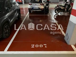 Posto auto in El Raval