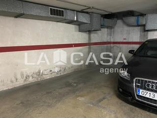 Aparcament cotxe  Carrer del torrent d'en grau. Plaza de parking en venta