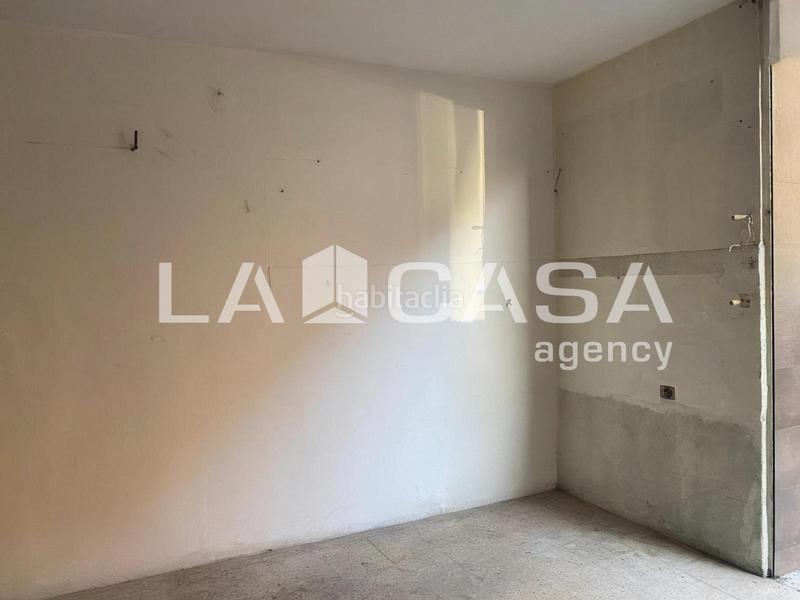 Foto 81dc6e87-9367-457a-8026-8822efa2838f. Geschäftsraum in Santa Rosa Santa Coloma de Gramenet