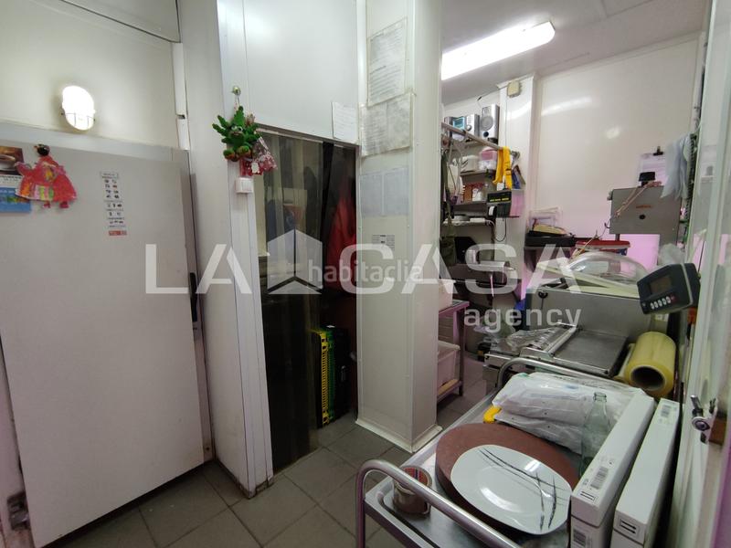 Foto 00b90644-8e59-4e7e-8c72-68f92edd47e0. Local comercial oportunidad de local en el centro de santa coloma! en Santa Coloma de Gramenet