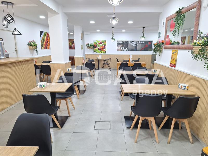 Foto fe727968-437a-44e1-9b3f-f2dca7c6b7db. Local comercial a Centre Santa Coloma de Gramenet